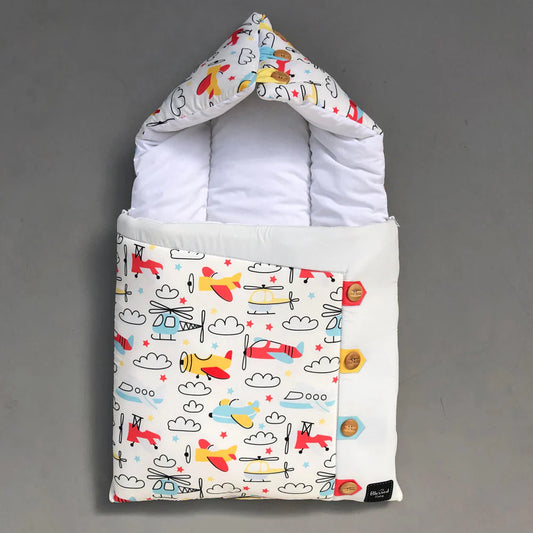 Baby Carrynest Airplane Design