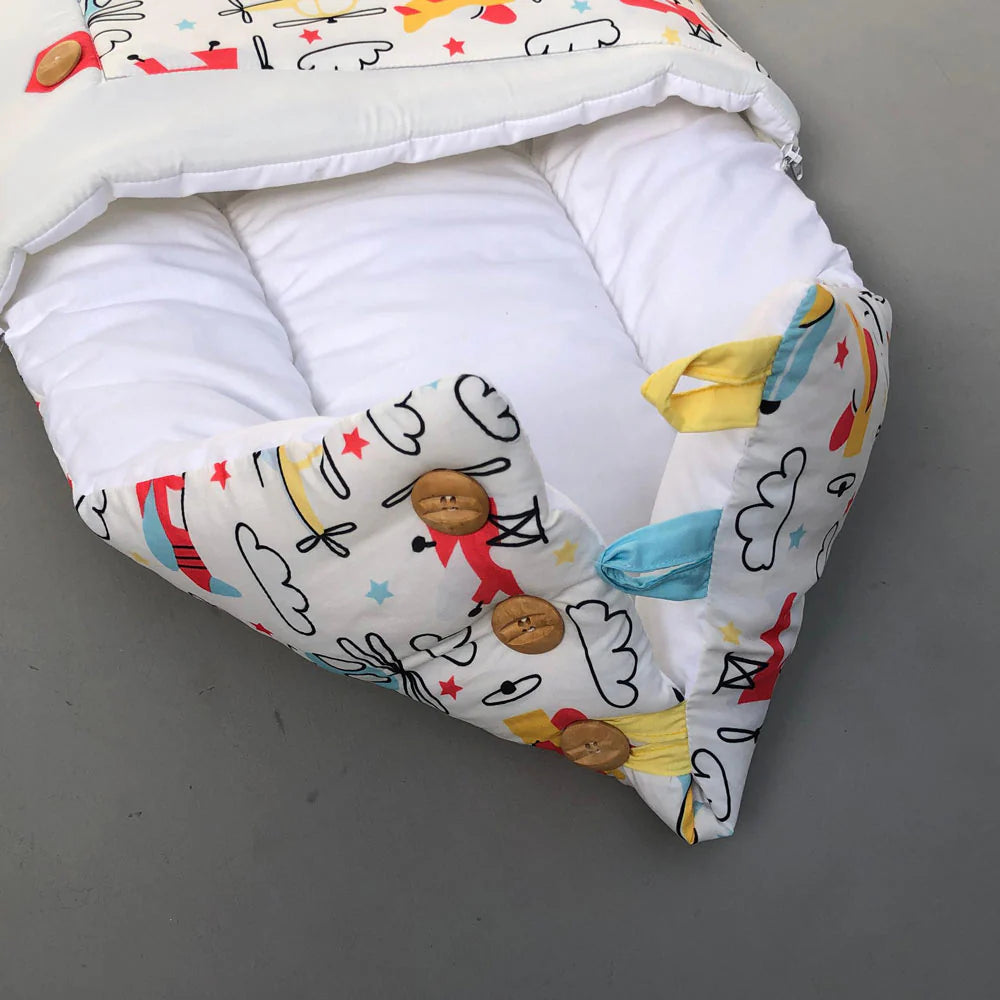 Baby Carrynest Airplane Design